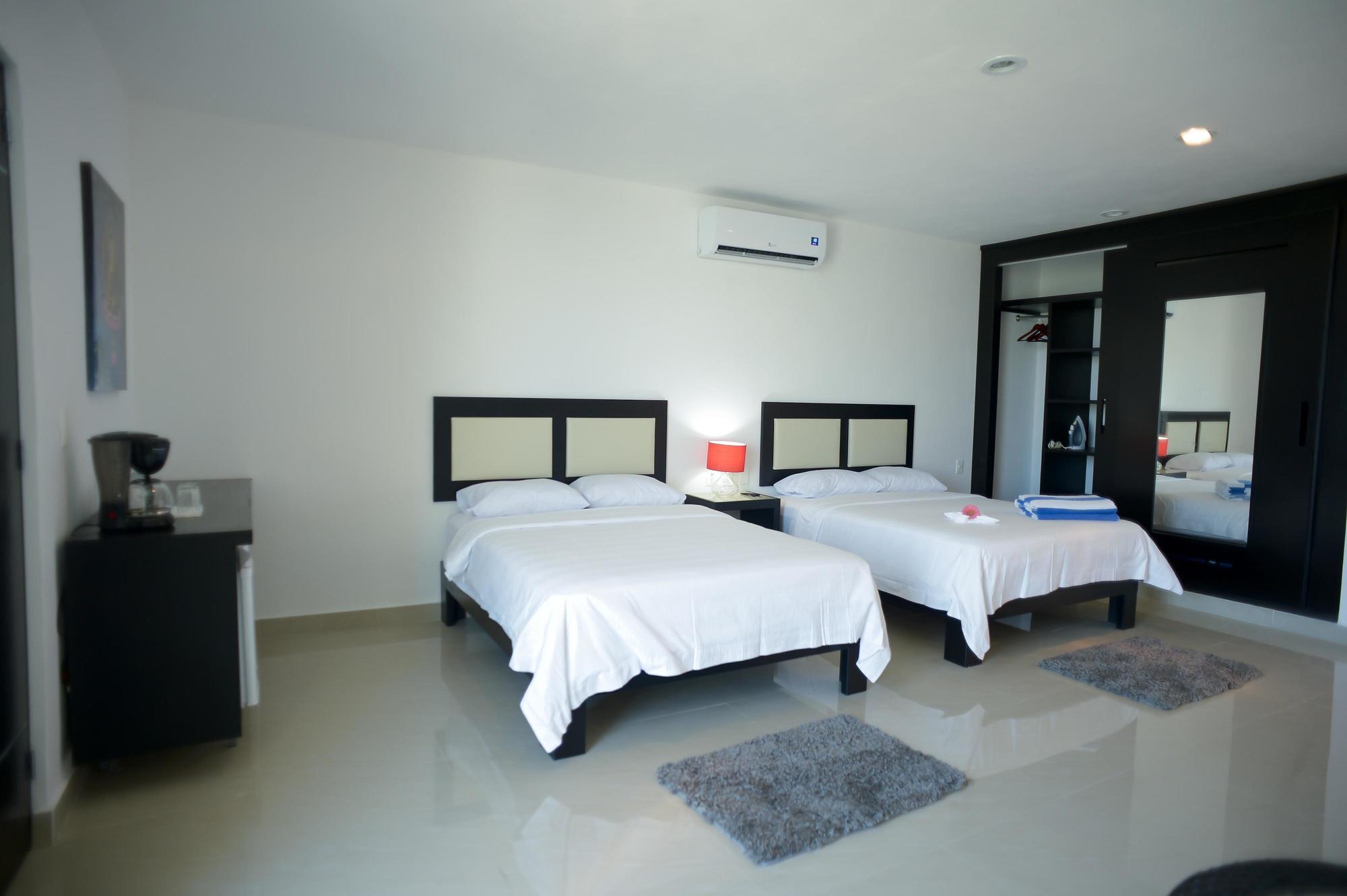 Sunrise 42 Suites Hotel Playa del Carmen Eksteriør bilde